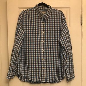 Old Navy button down shirt size XL